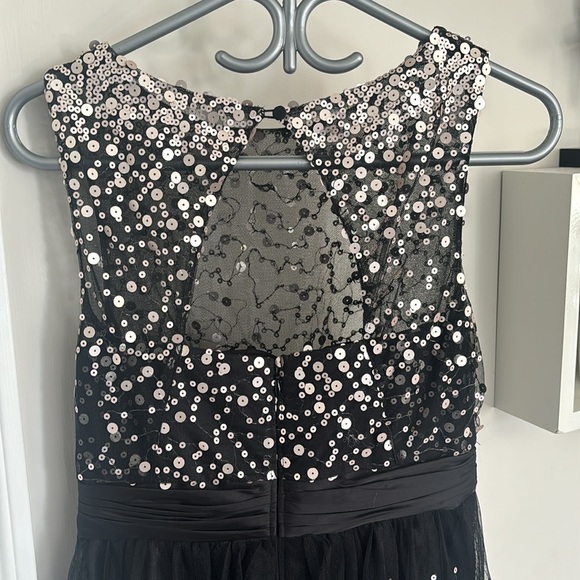 Evening dress - Picture 3 of 5